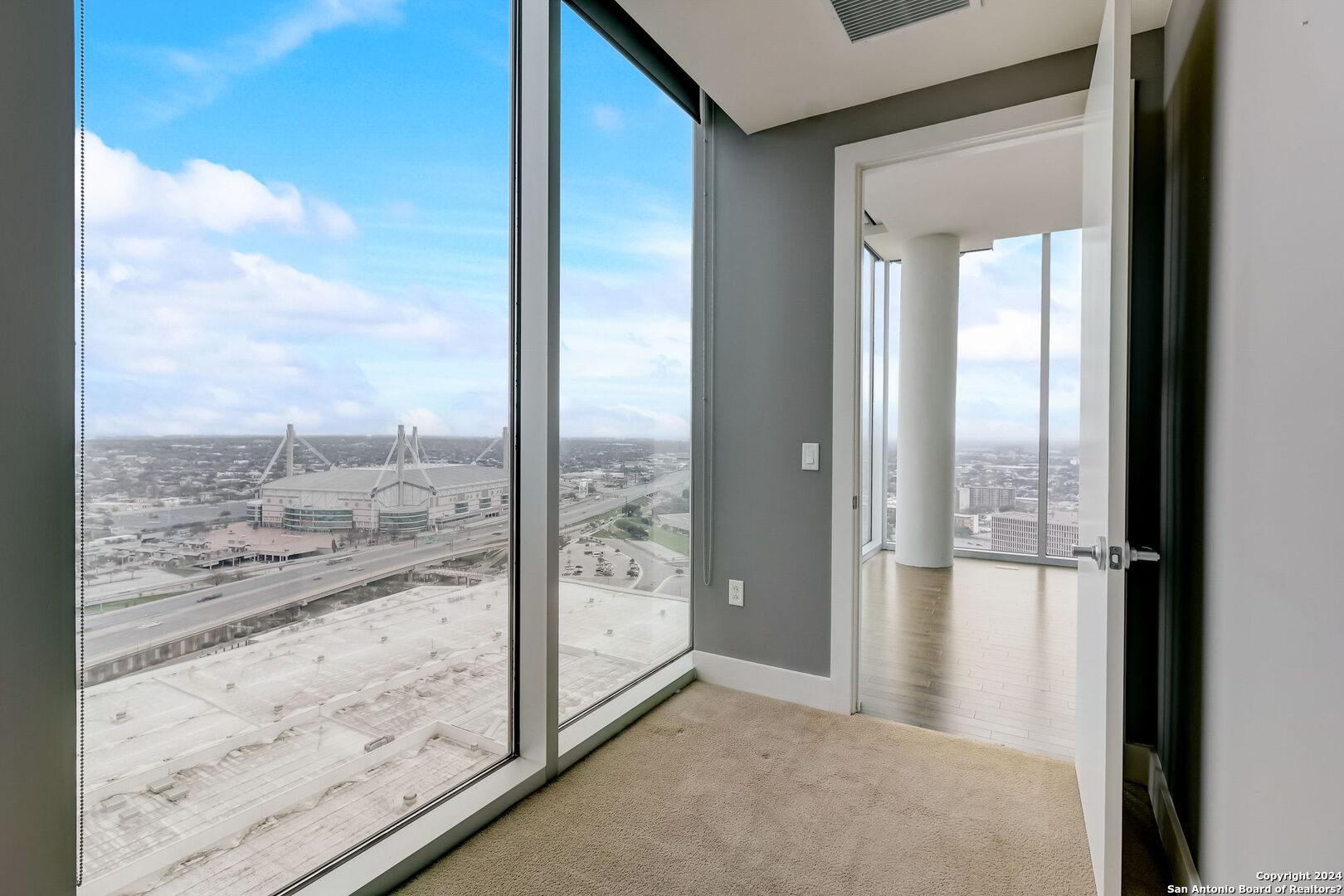 610 E Market St Unit: 2619