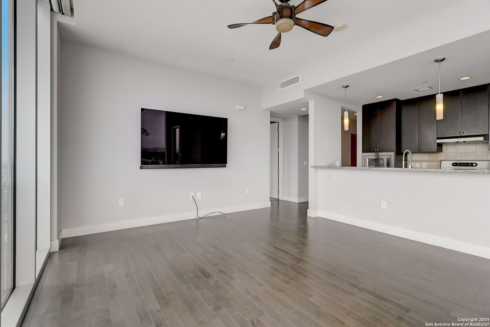 610 E Market St Unit: 2619