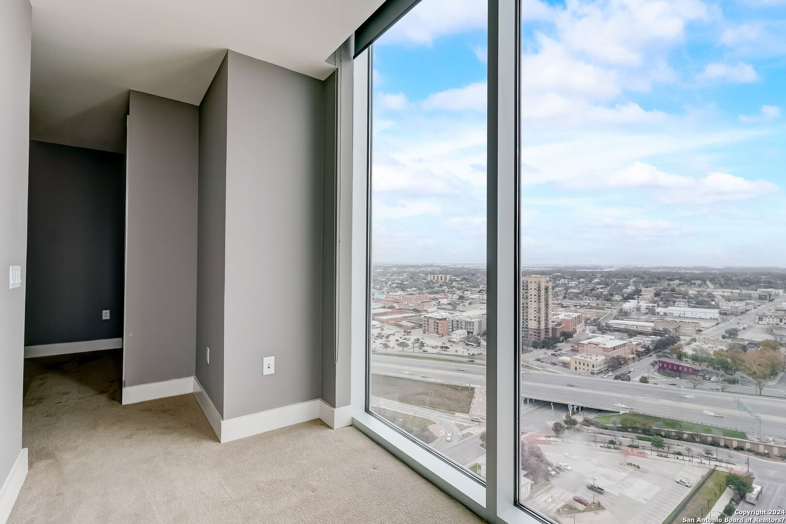 610 E Market St Unit: 2619