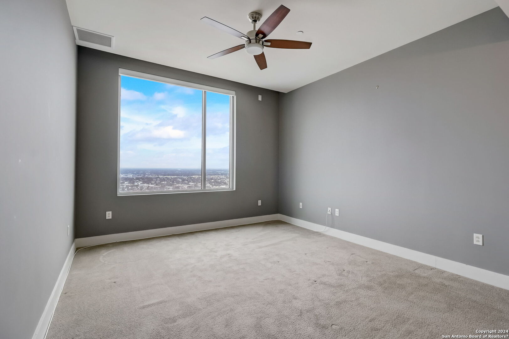 610 E Market St Unit: 2619