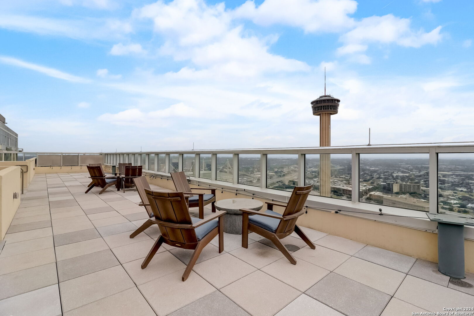 610 E Market St Unit: 2619