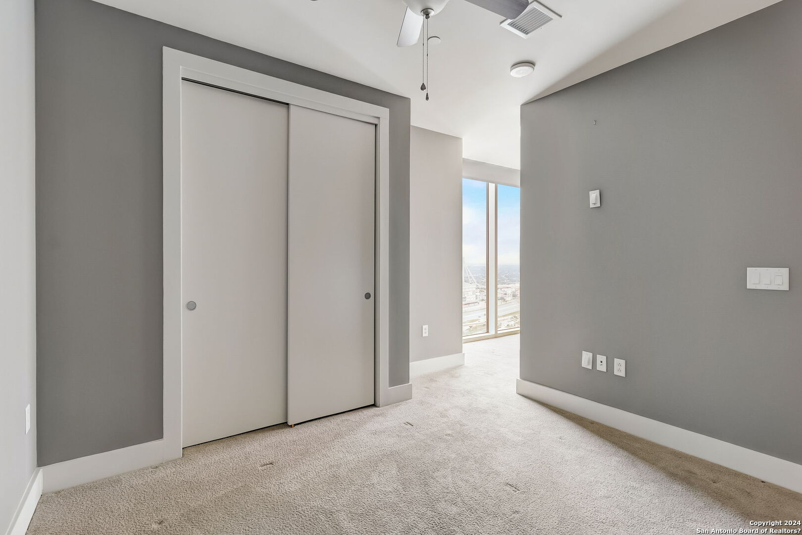 610 E Market St Unit: 2619