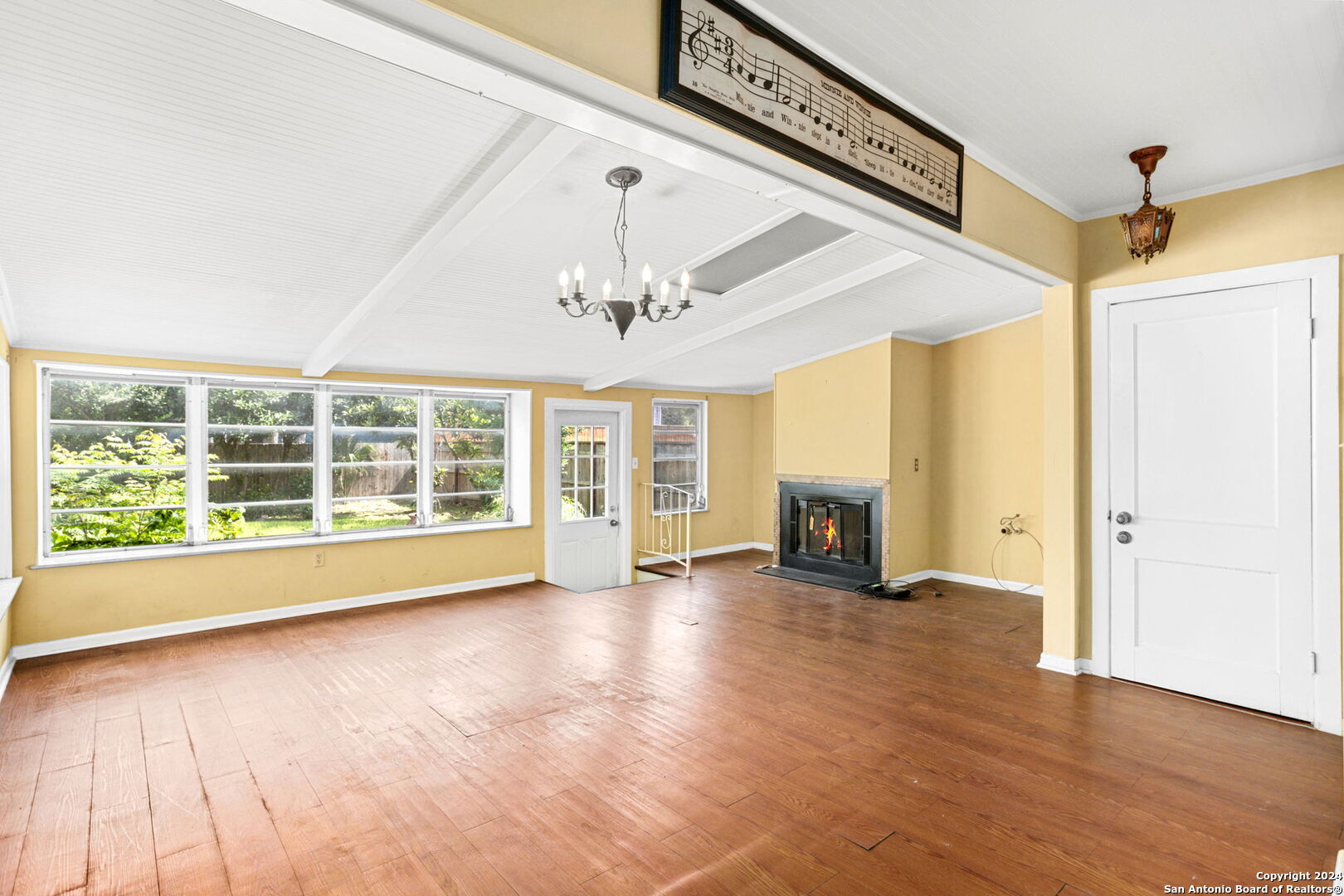 136 chevy chase
