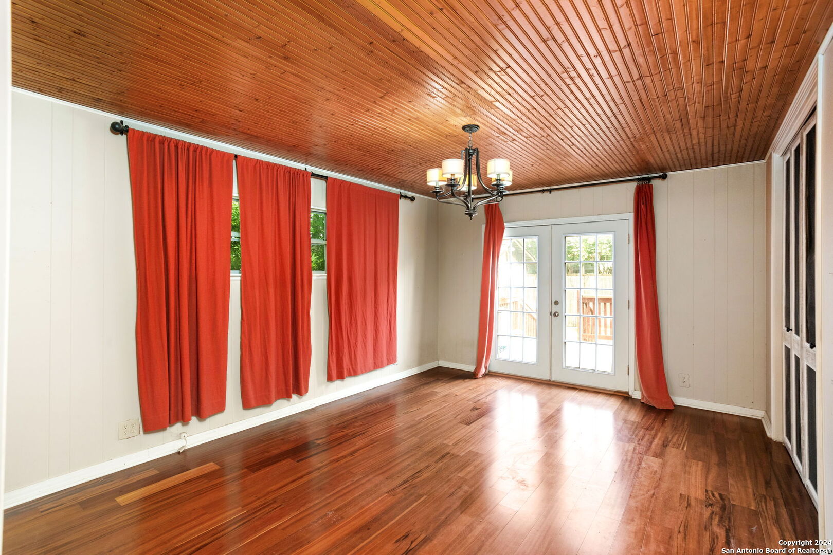 136 chevy chase