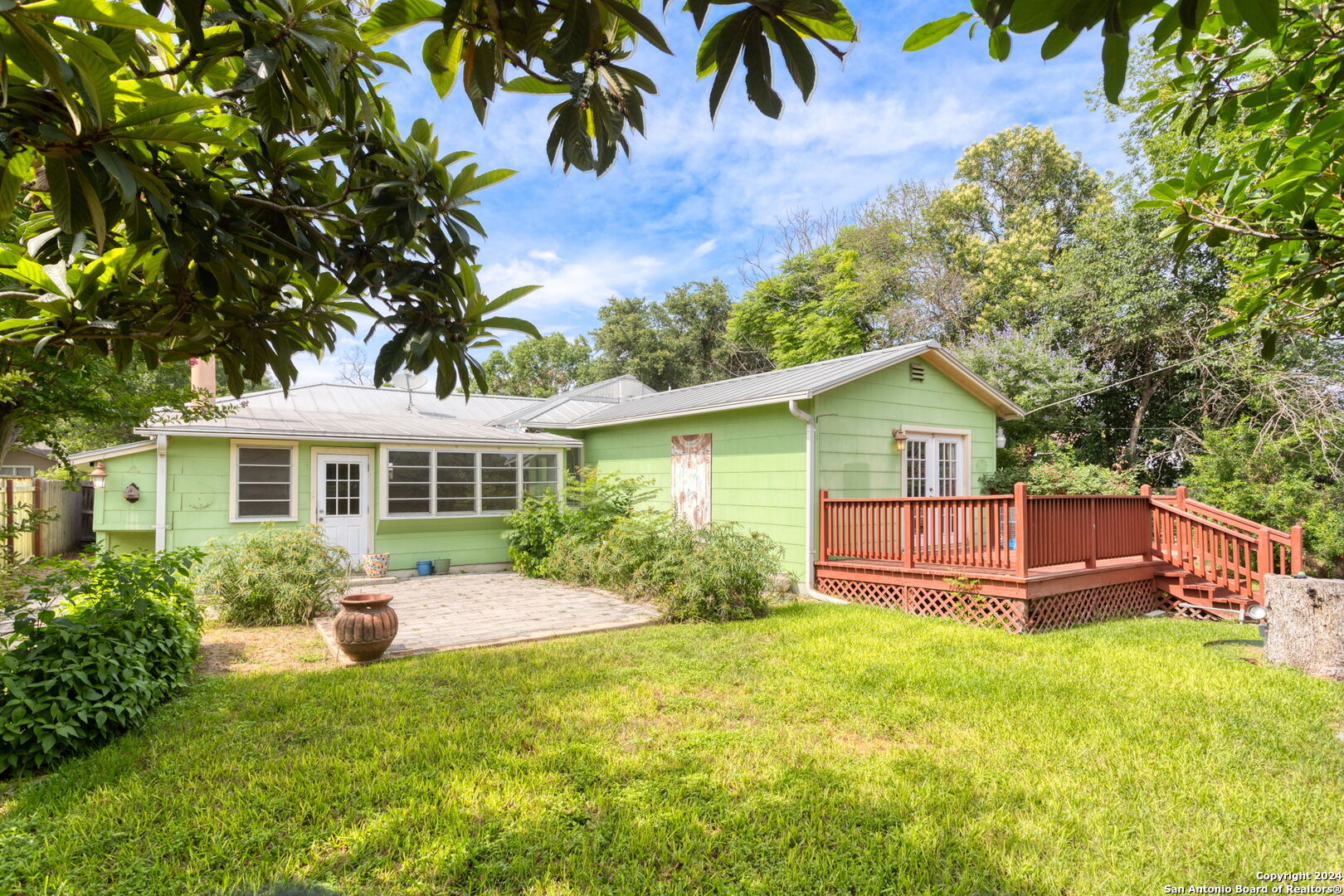 136 chevy chase