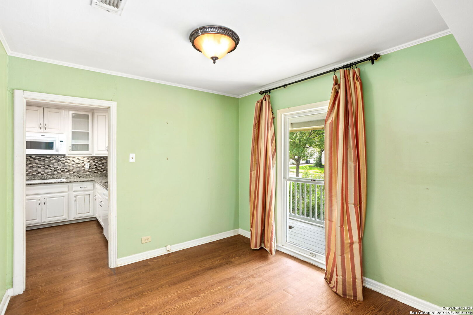 136 chevy chase