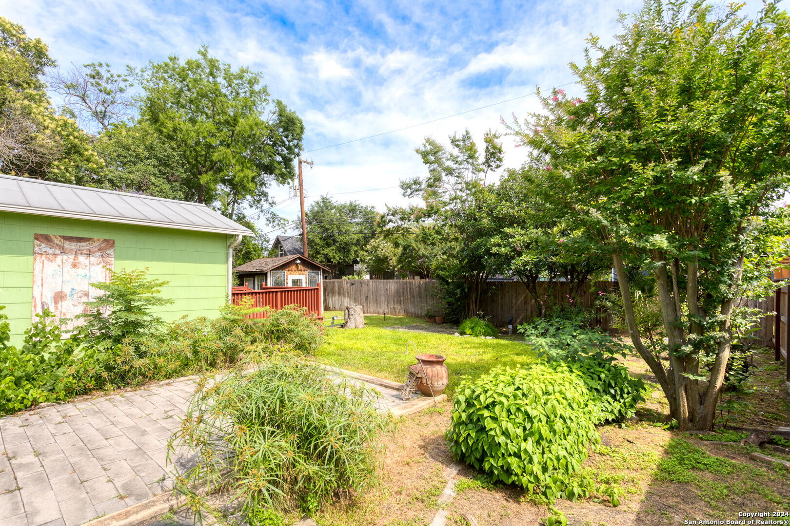 136 chevy chase