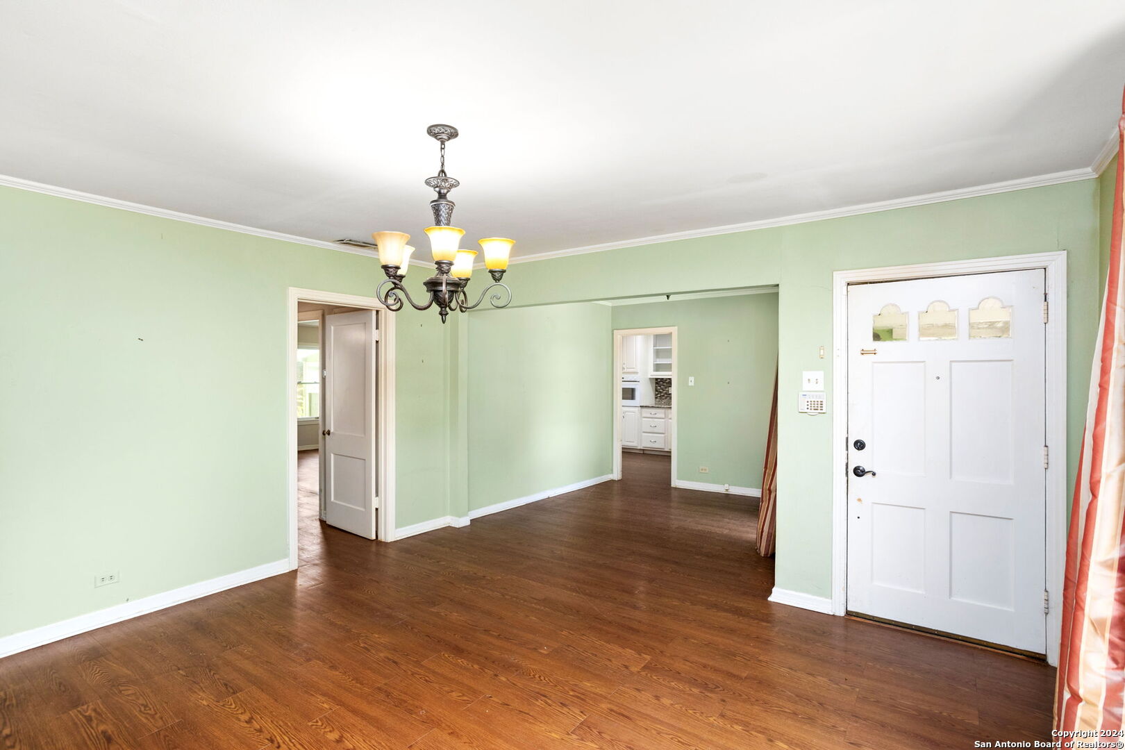 136 chevy chase