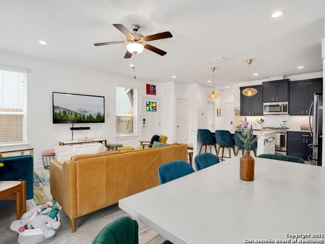 7930 TEAK LN