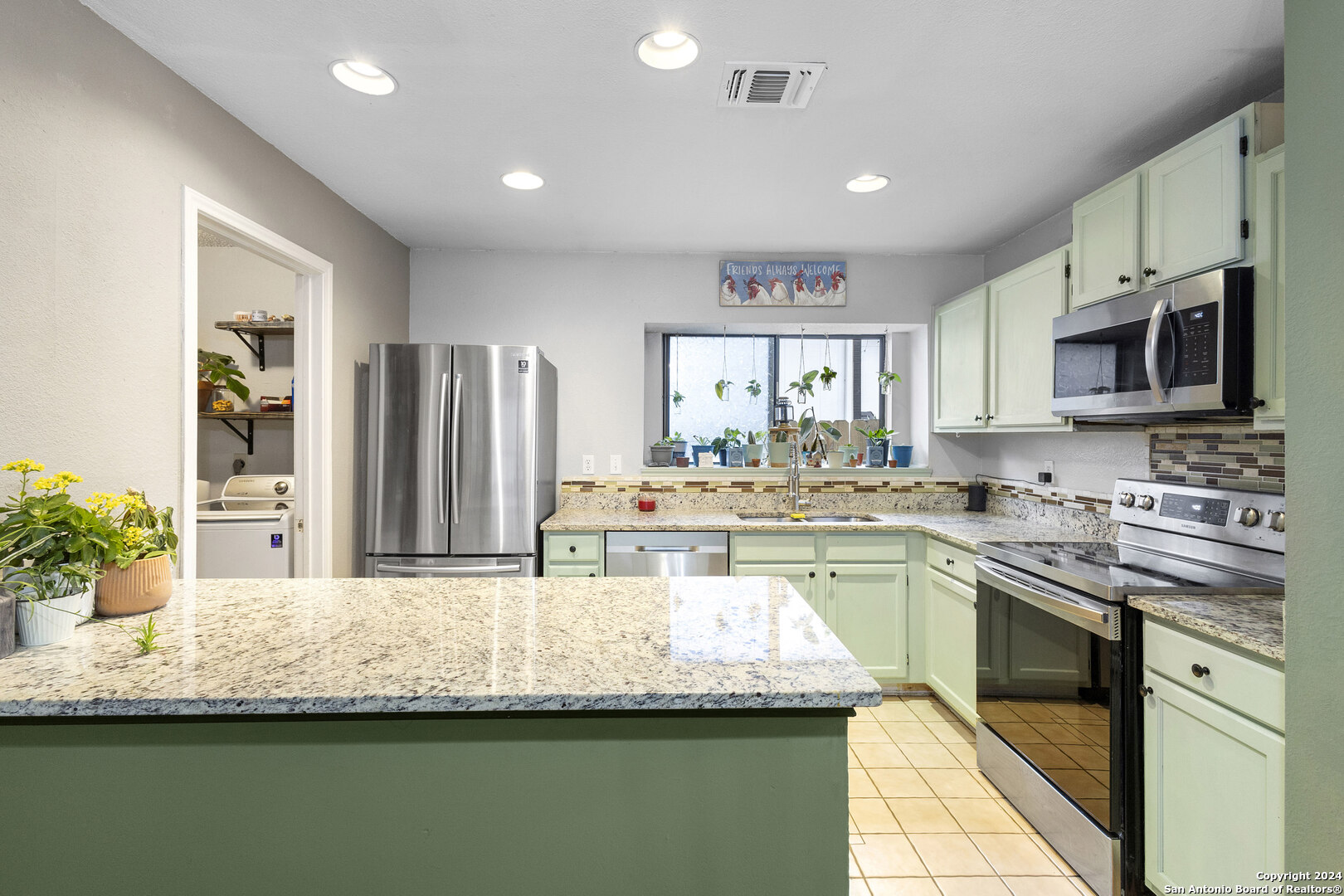 5451 chestnut view