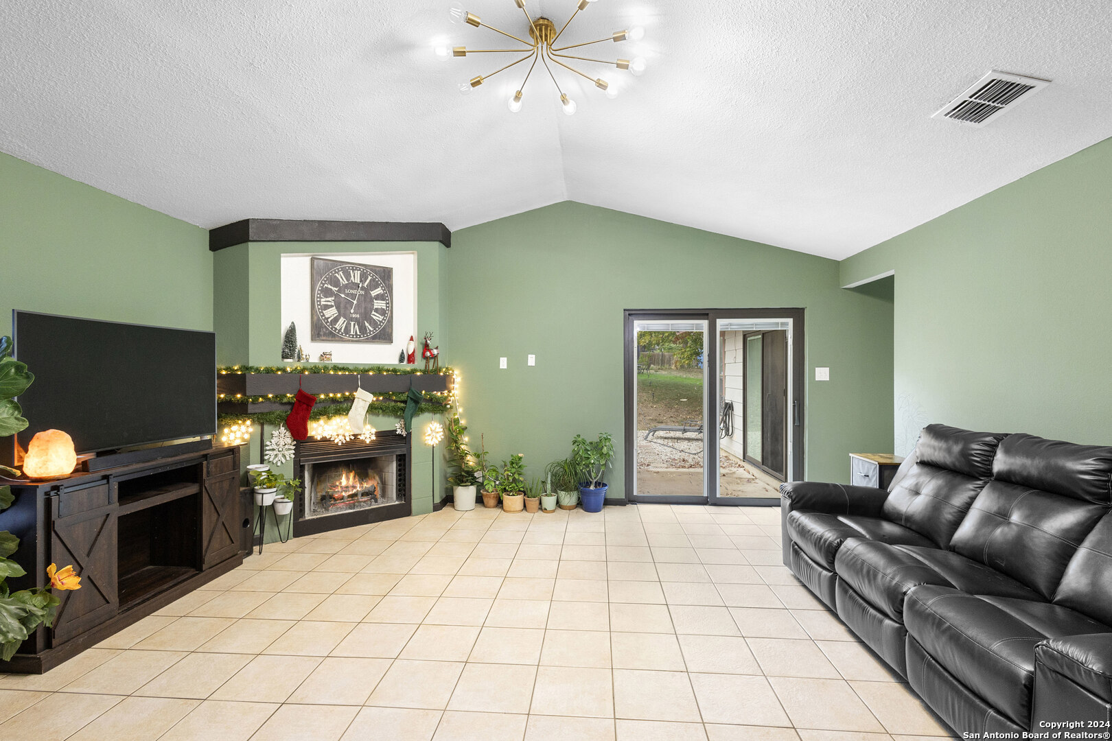 5451 chestnut view