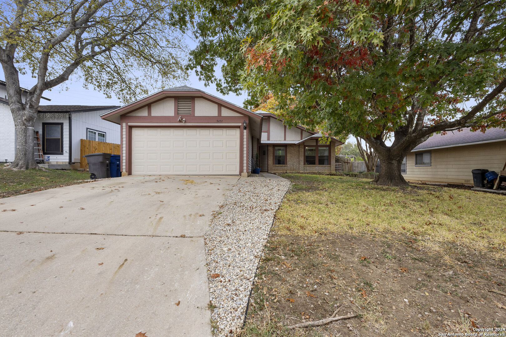 5451 chestnut view