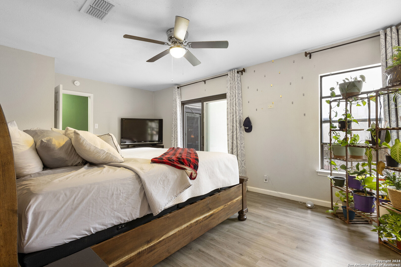 5451 chestnut view