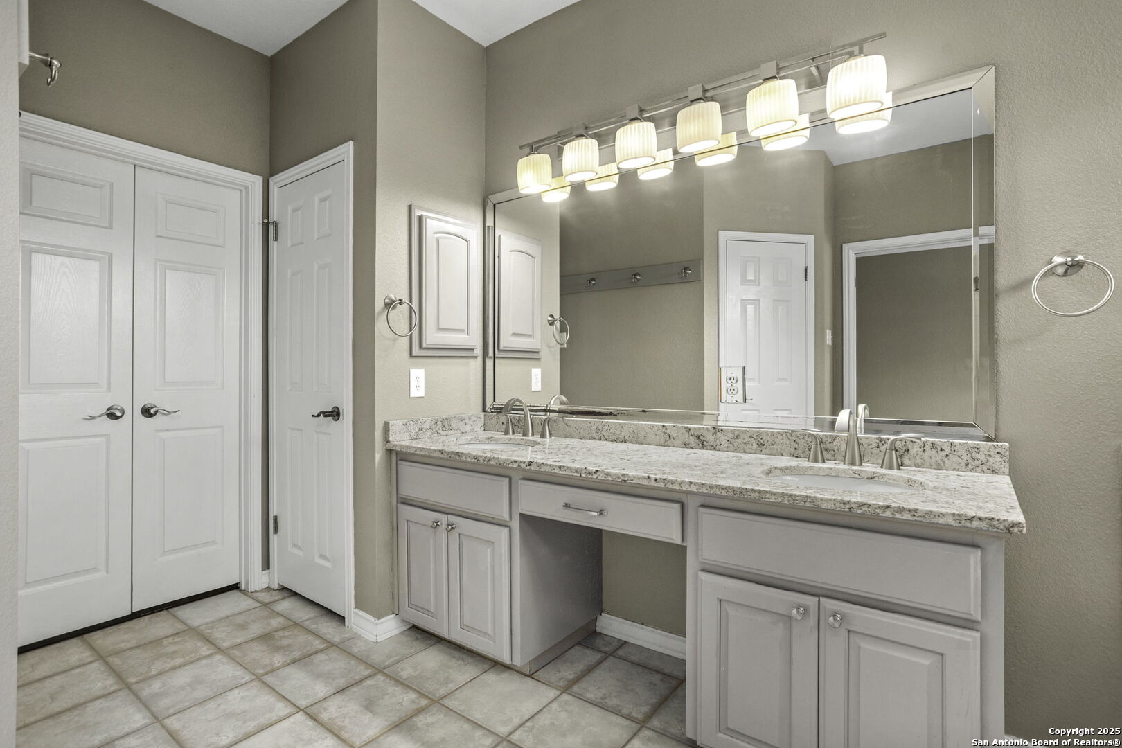 1424 Canyon Edge