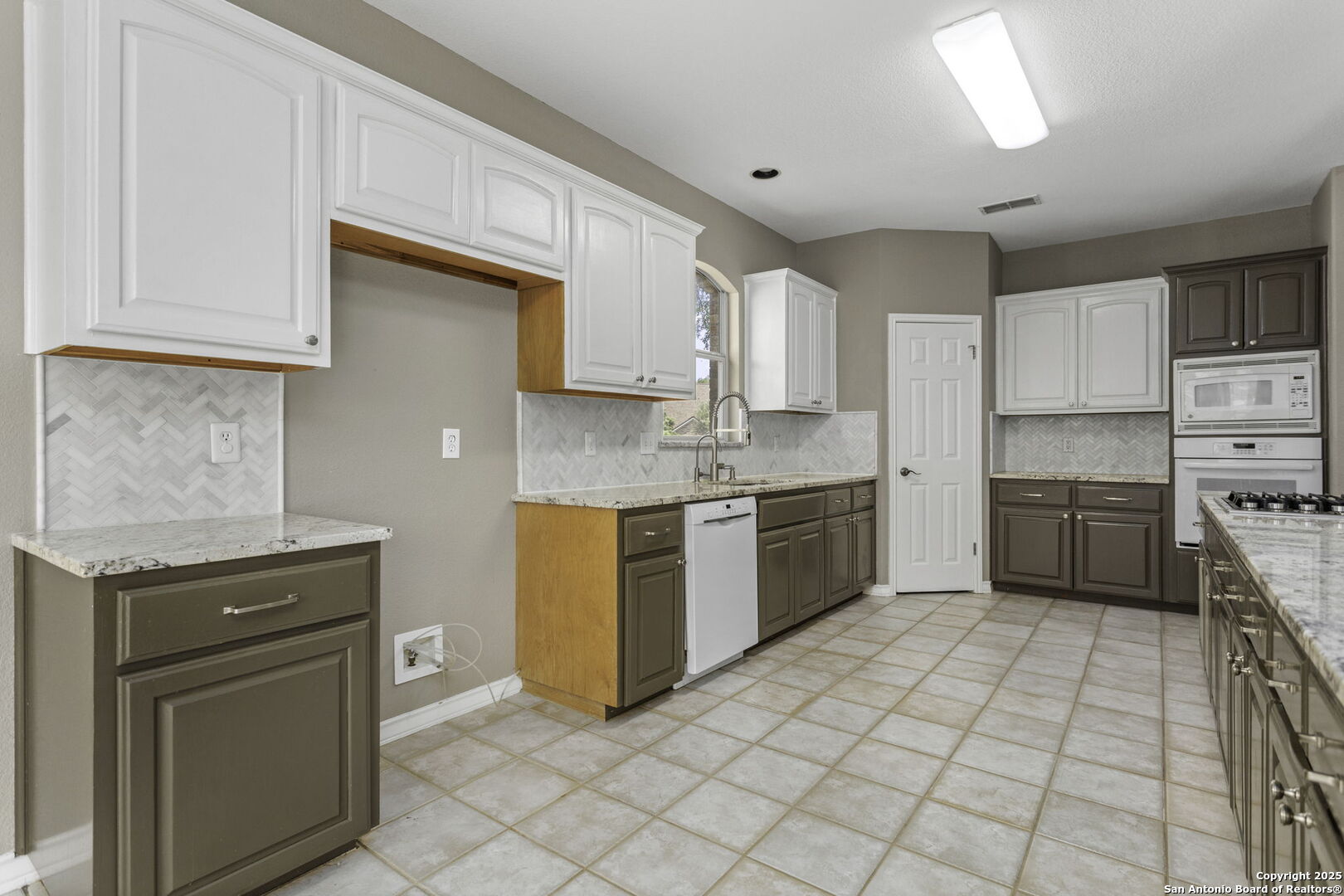 1424 Canyon Edge