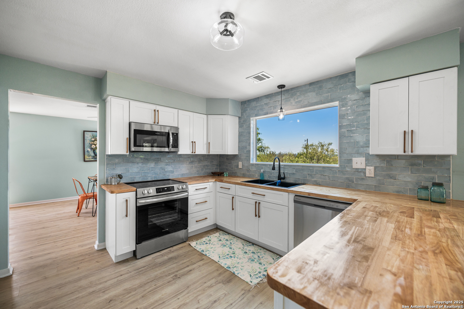 1718 County Road 4511