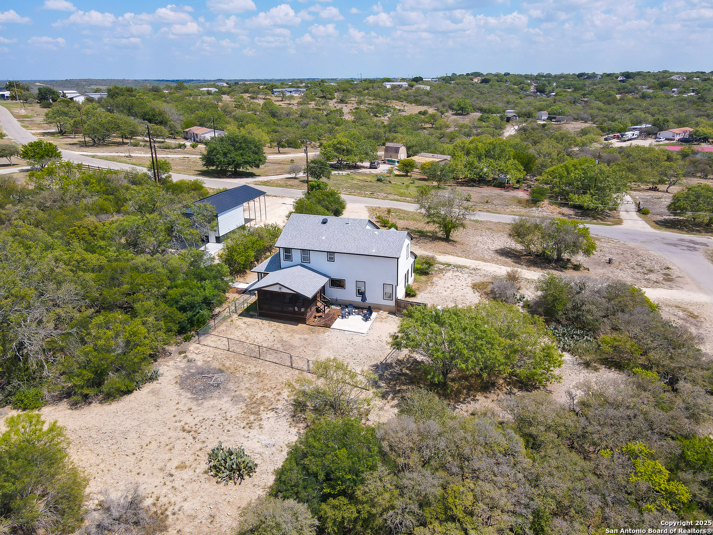 1718 County Road 4511