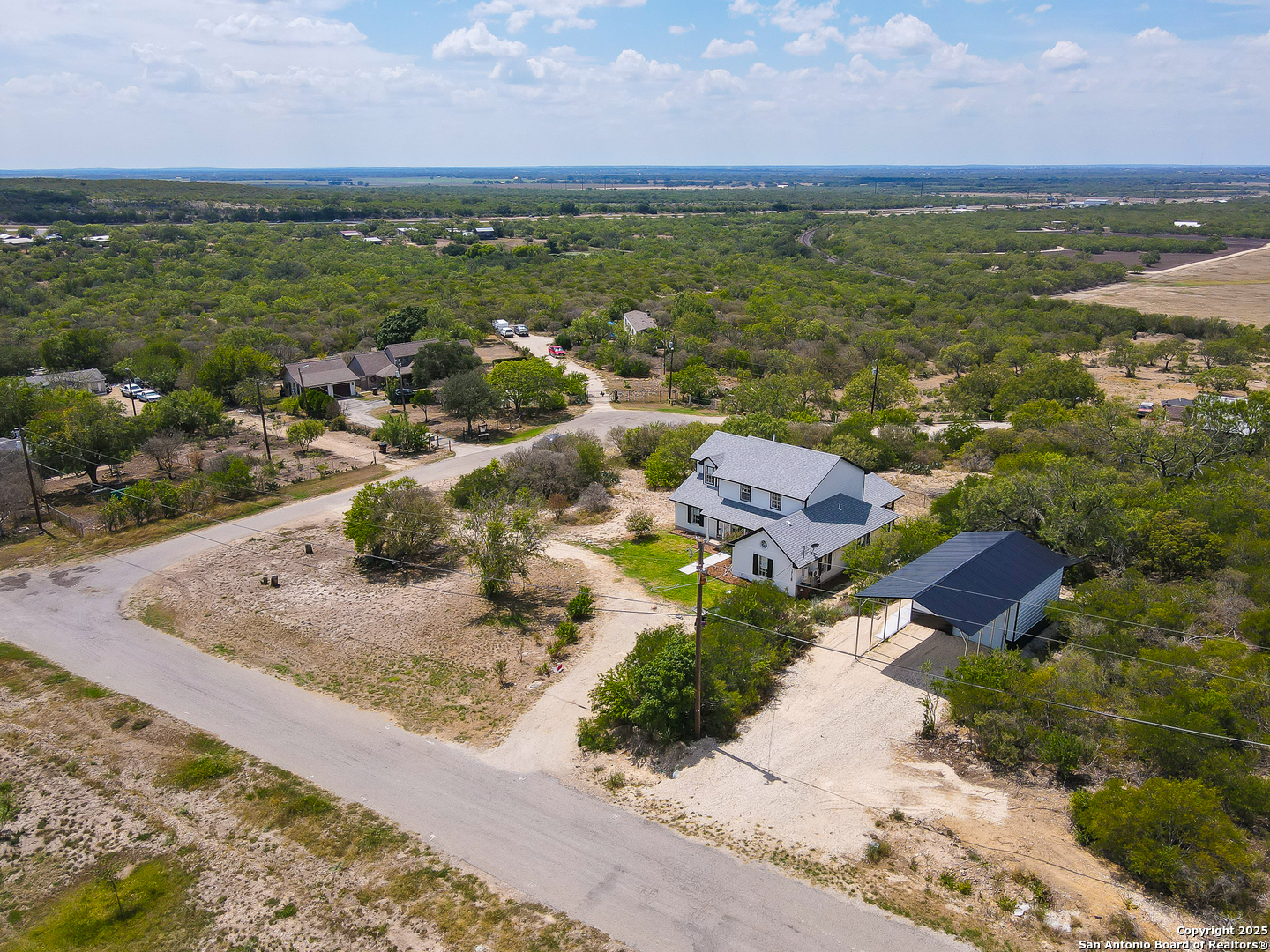 1718 County Road 4511