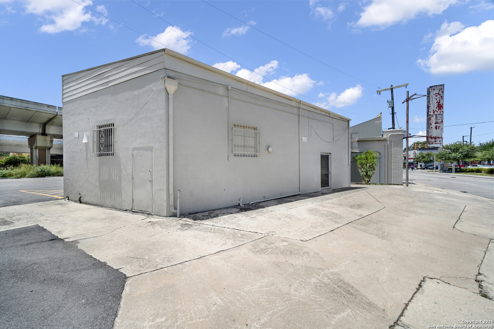 234 San Pedro