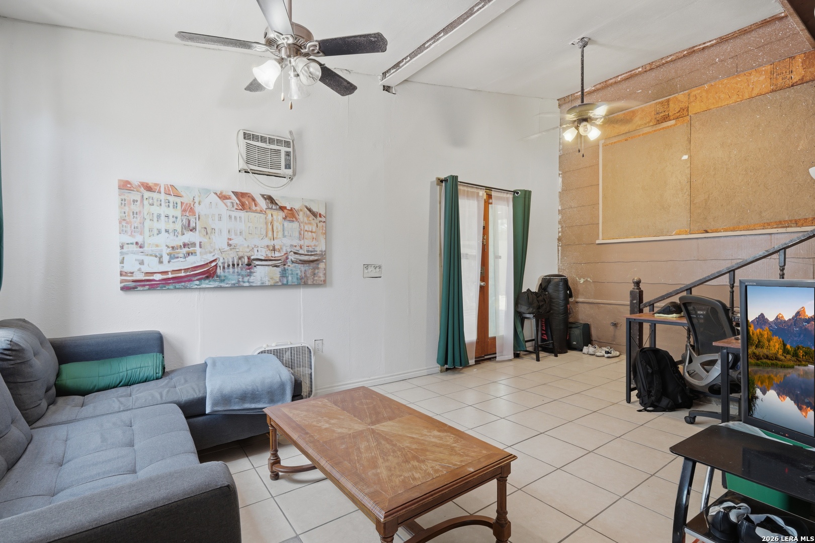 1505 W OLMOS DR