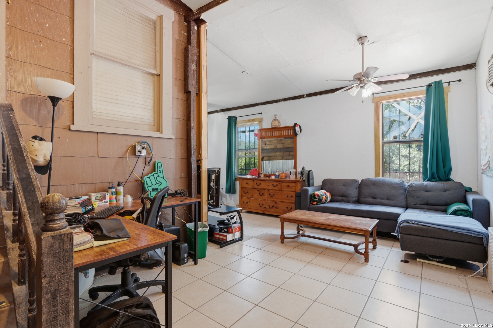 1505 W OLMOS DR