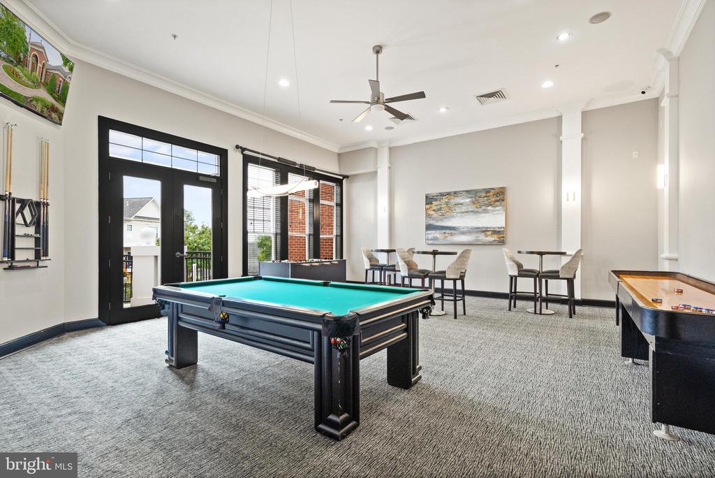 3851 ARISTOTLE COURT 1-307