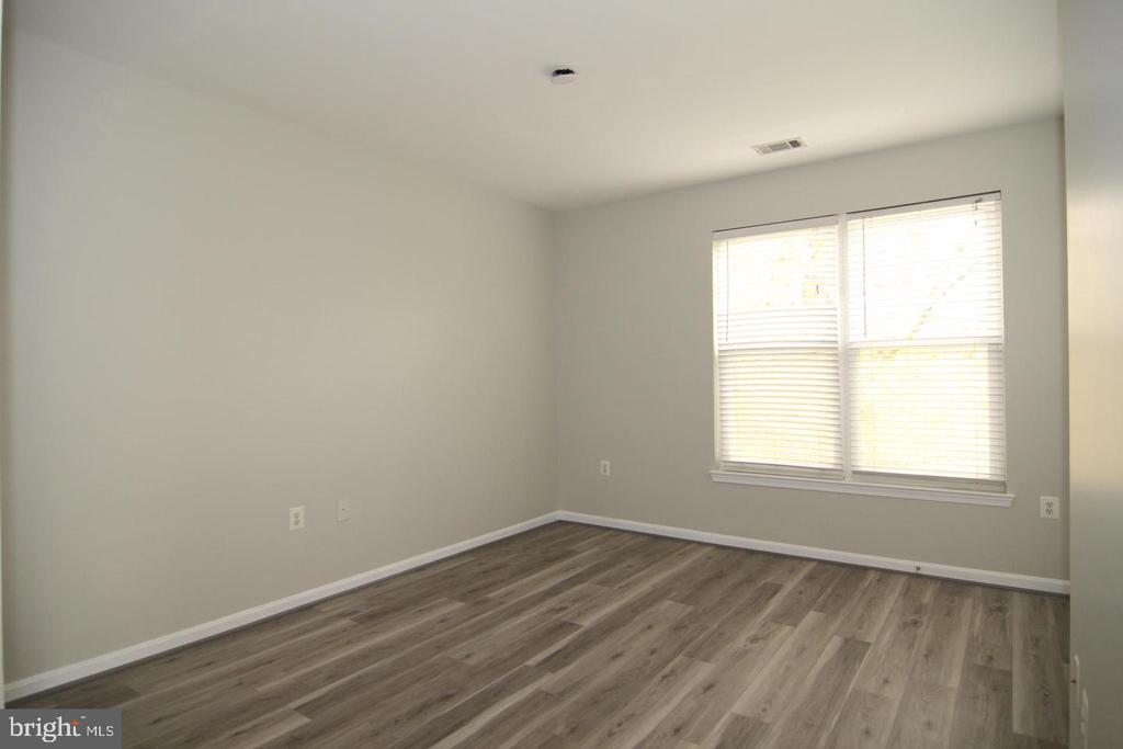 3851 ARISTOTLE COURT 1-307