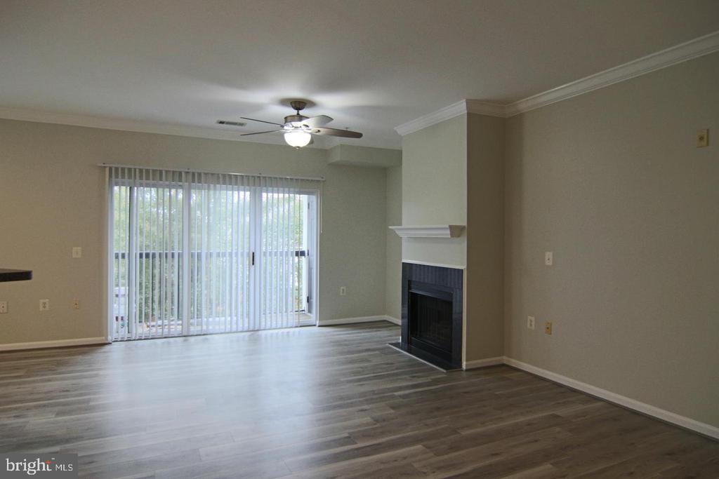 3851 ARISTOTLE COURT 1-307