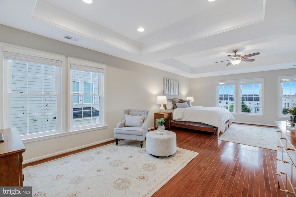 19375 COPPERMINE SQUARE