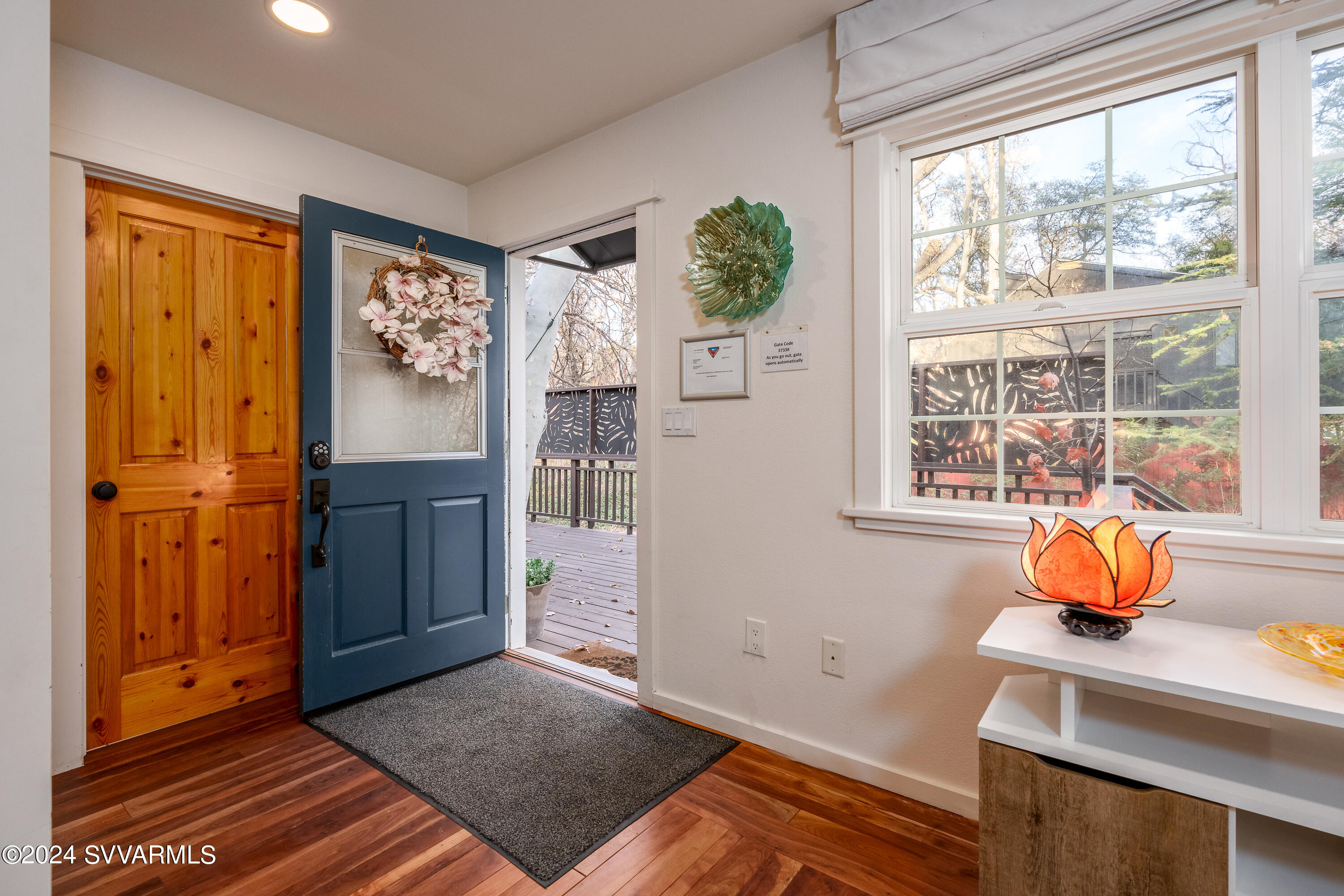 1096/1098 Trails End Drive