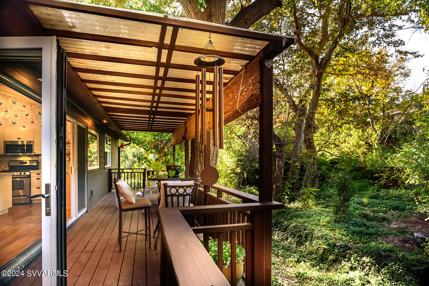 1096/1098 Trails End Drive