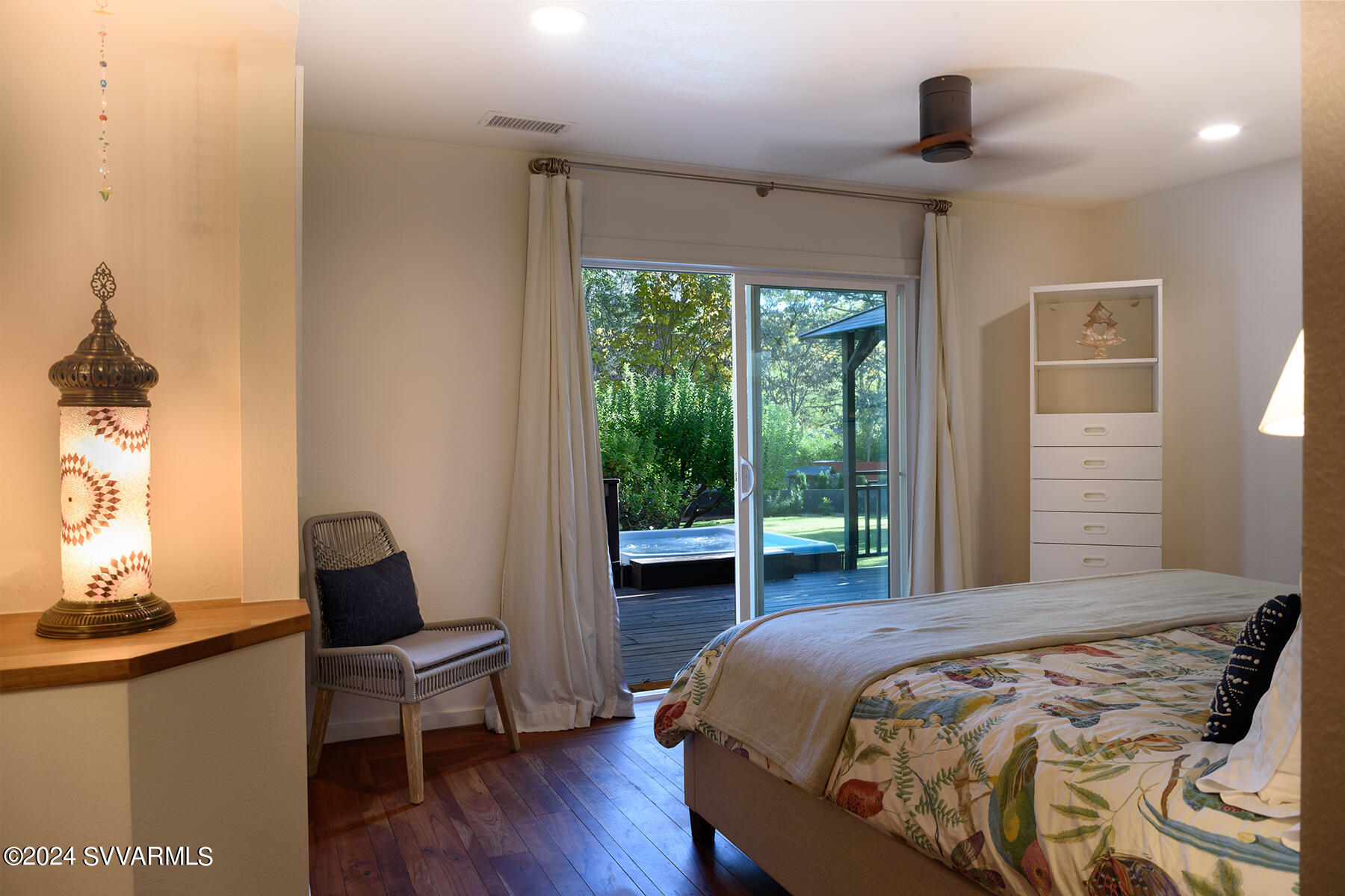 1096/1098 Trails End Drive