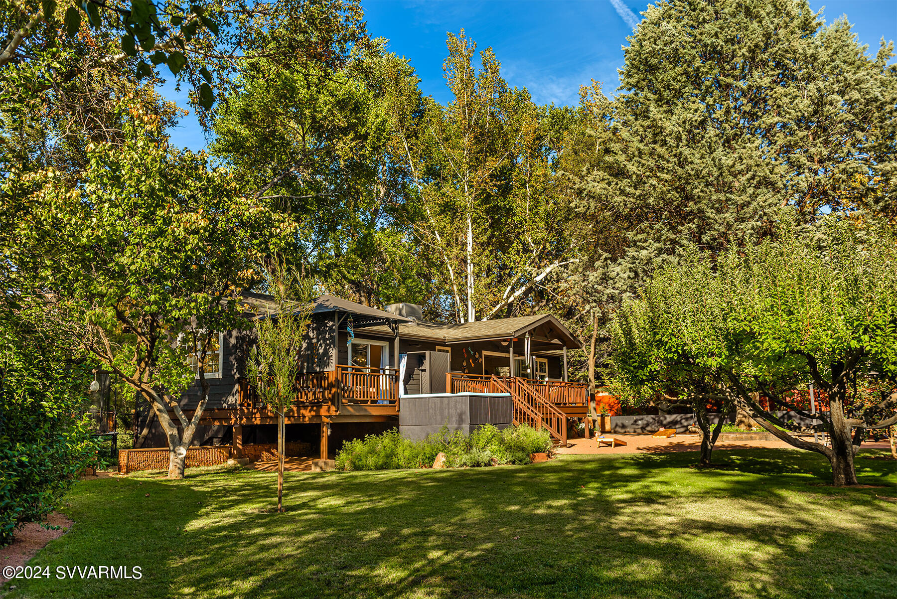 1096/1098 Trails End Drive