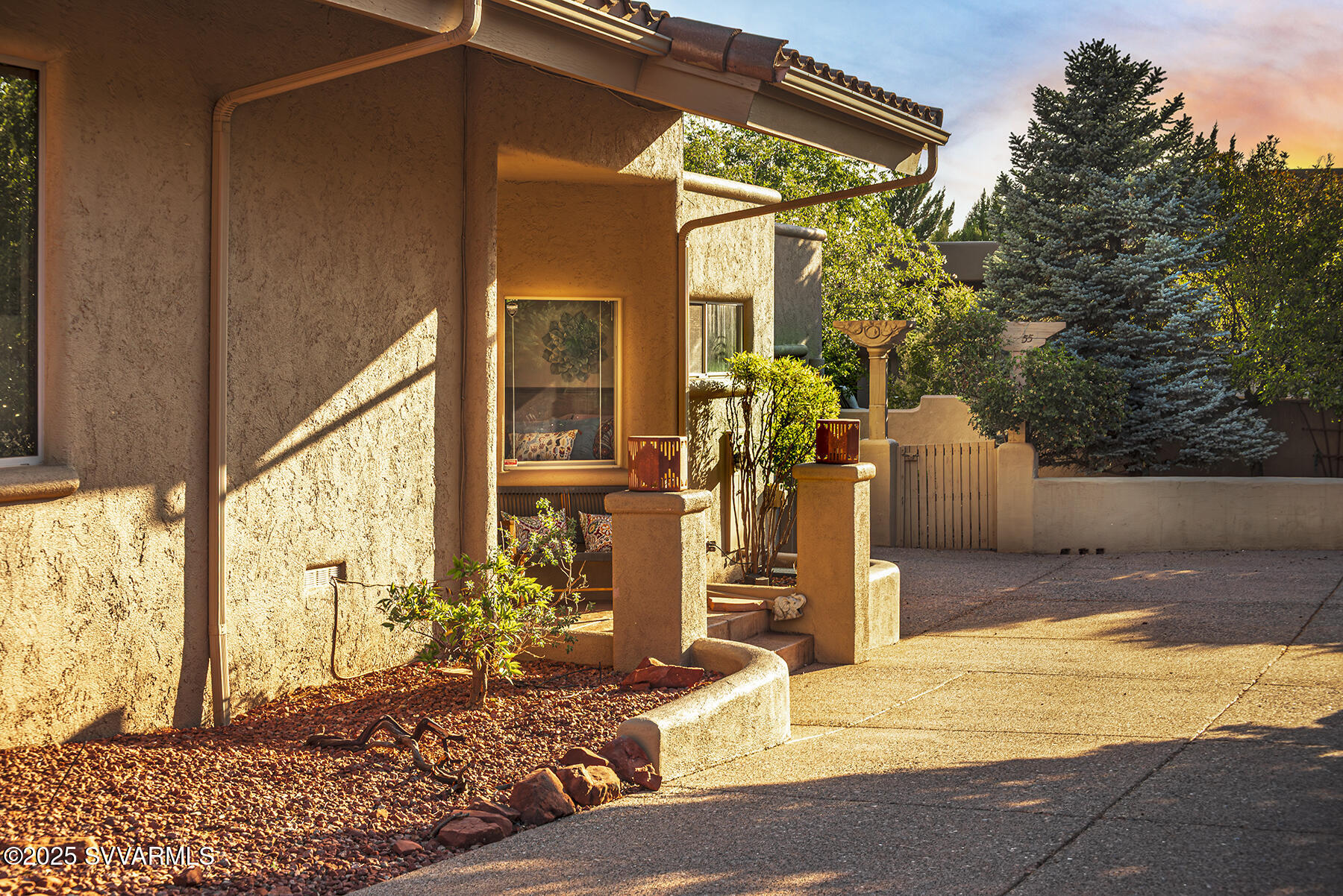 355 Indian Cliffs Road