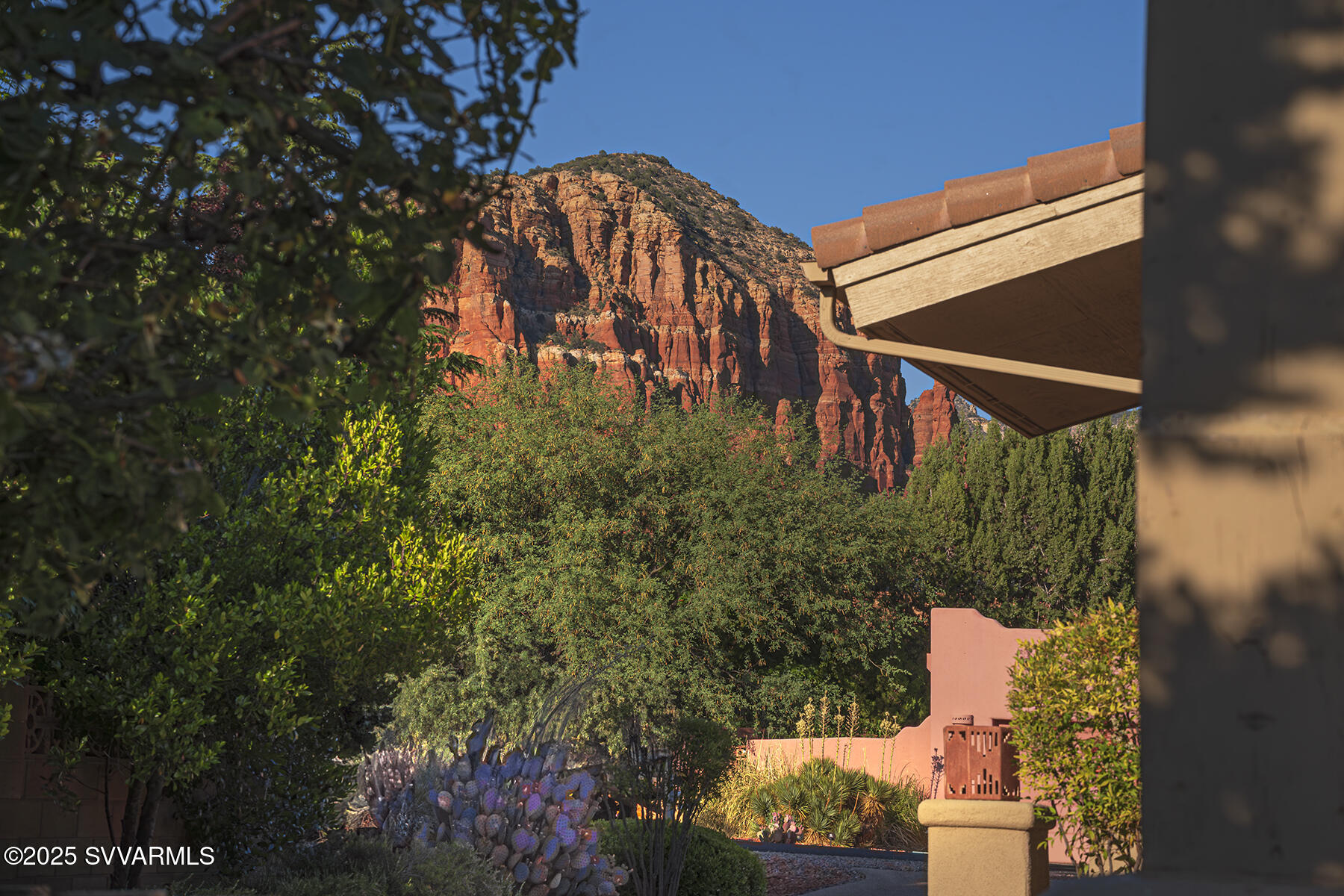 355 Indian Cliffs Road