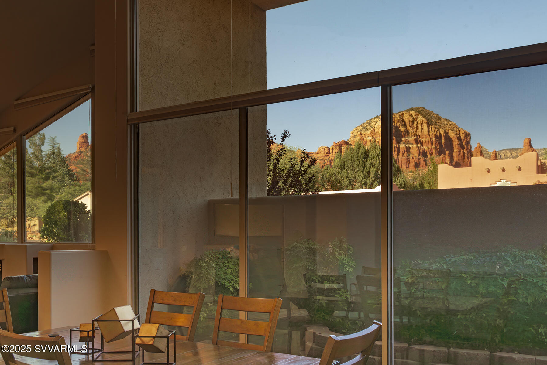 355 Indian Cliffs Road