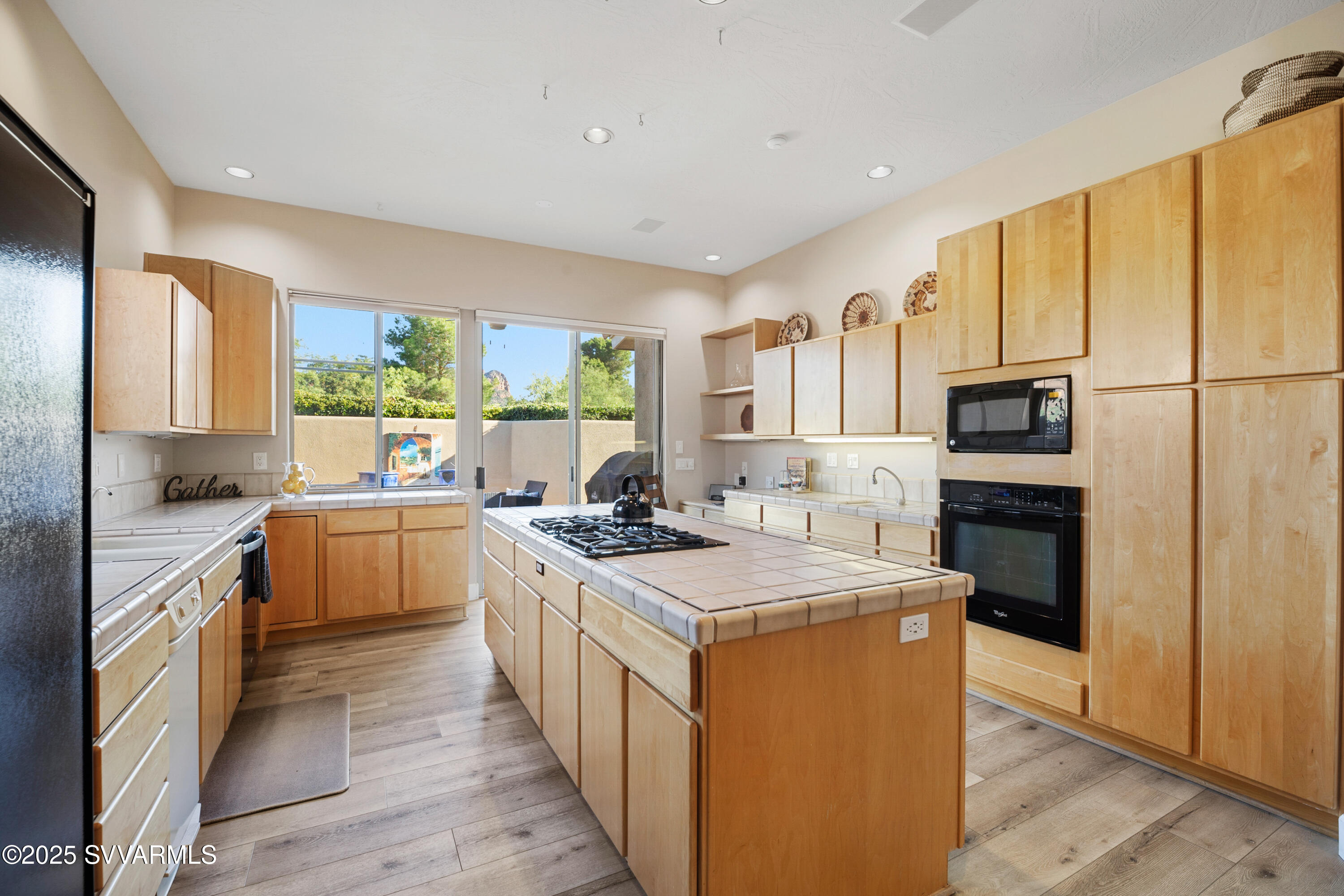 355 Indian Cliffs Road