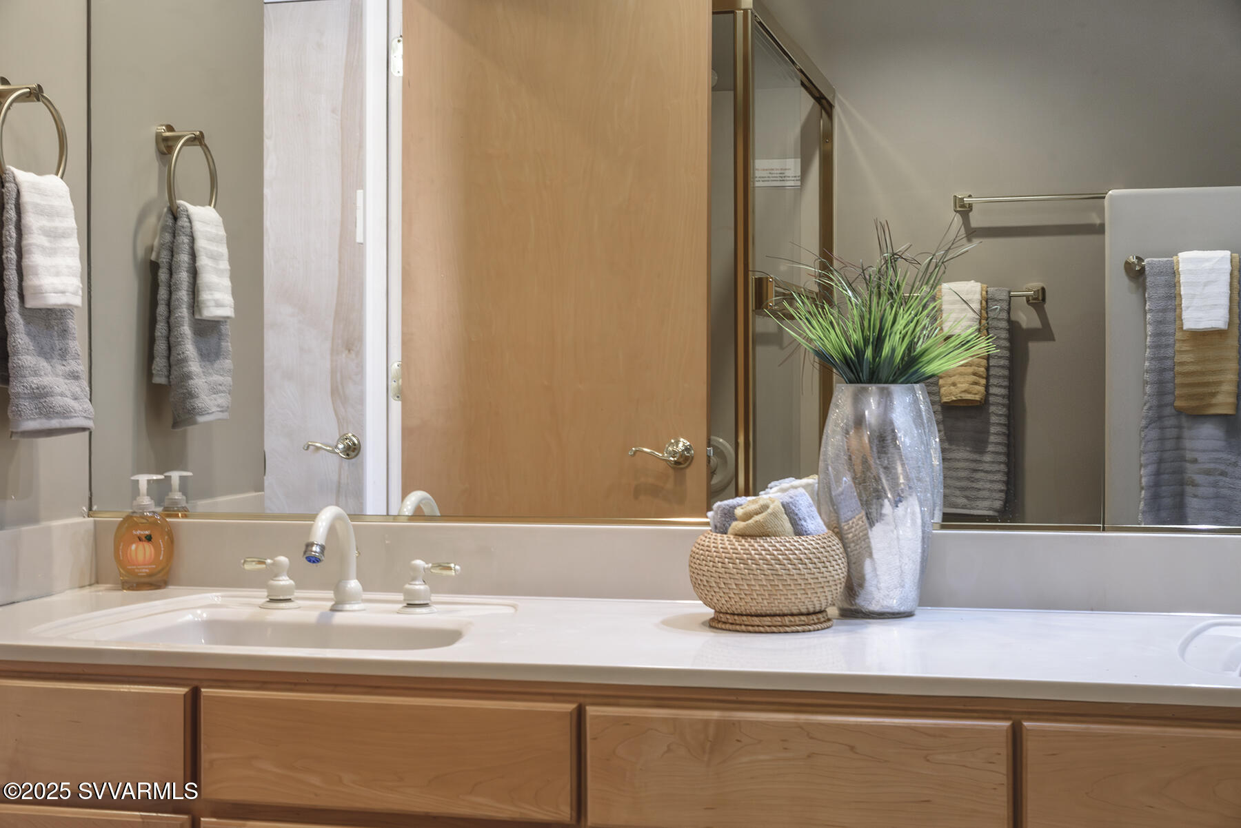 355 Indian Cliffs Road