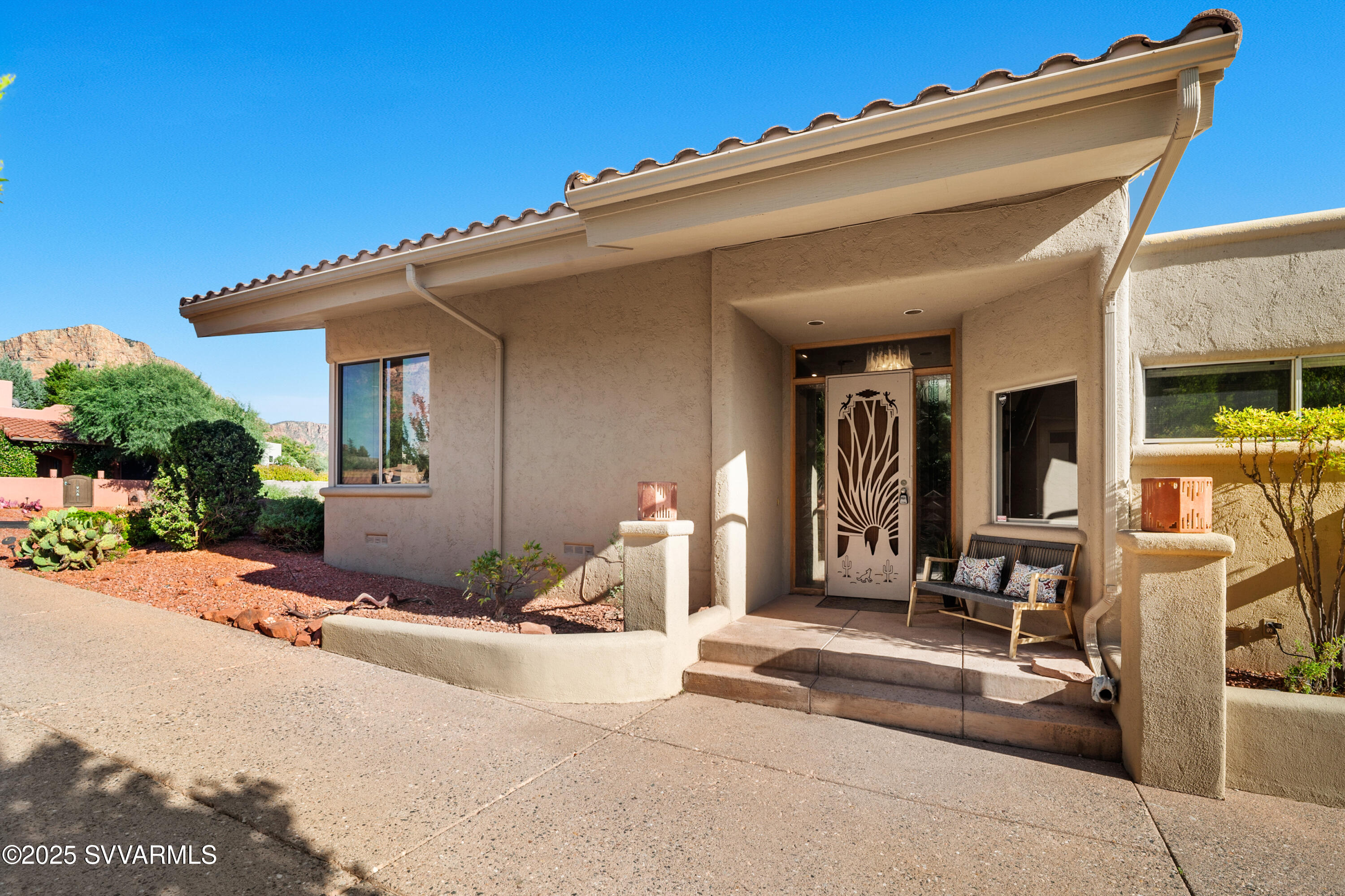 355 Indian Cliffs Road