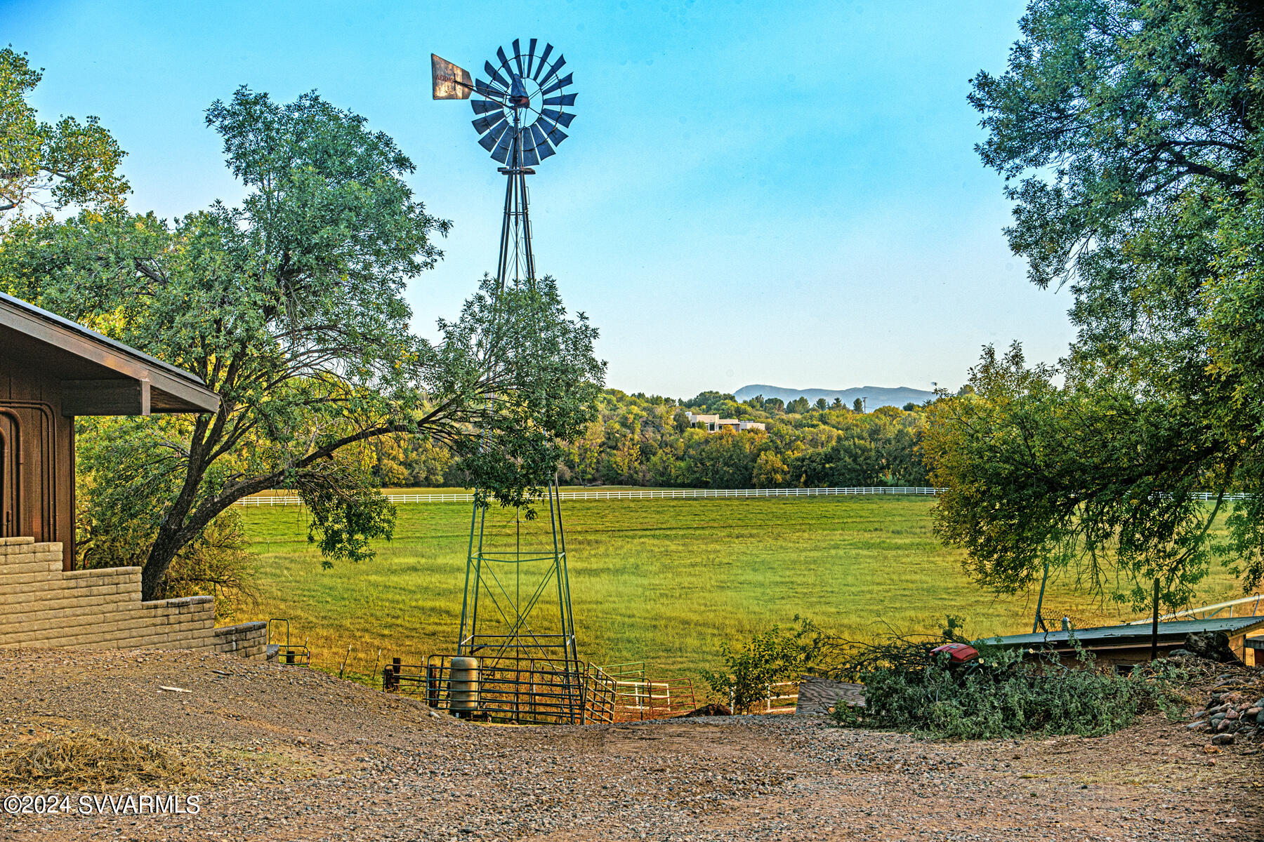 10647 E SWINGING BRIDGE Lane