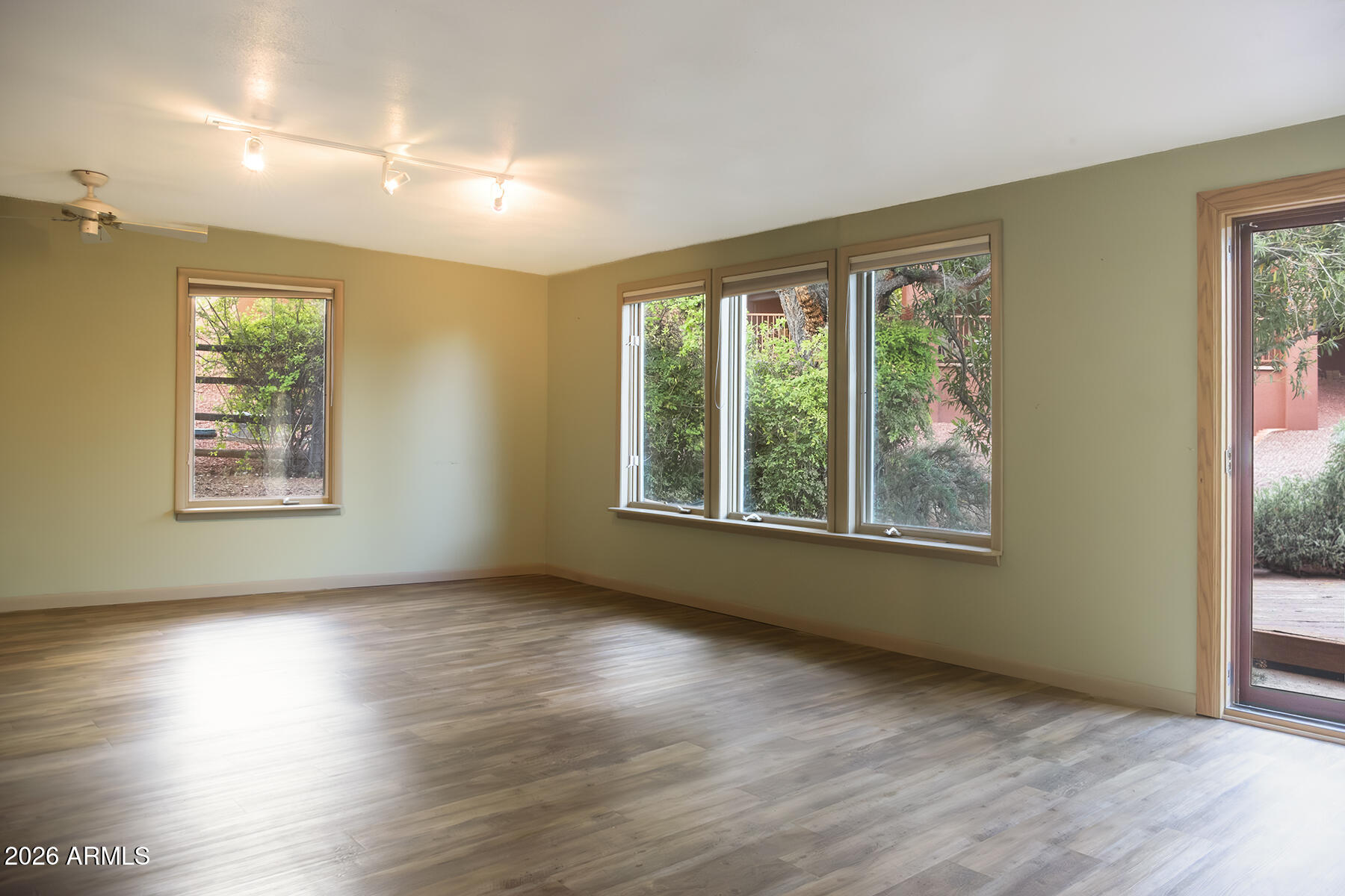 80 Adobe Trail