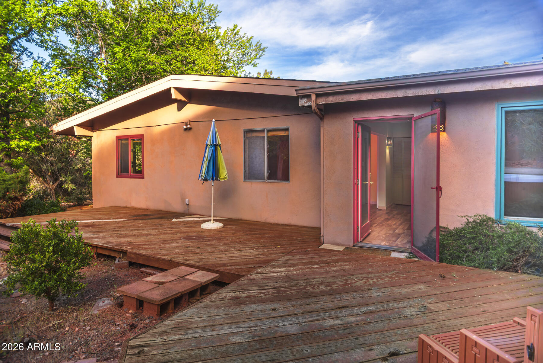 80 Adobe Trail