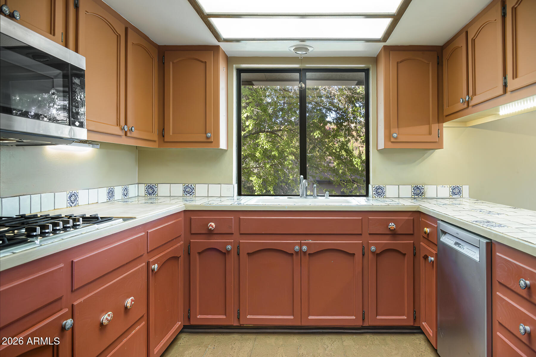 80 Adobe Trail