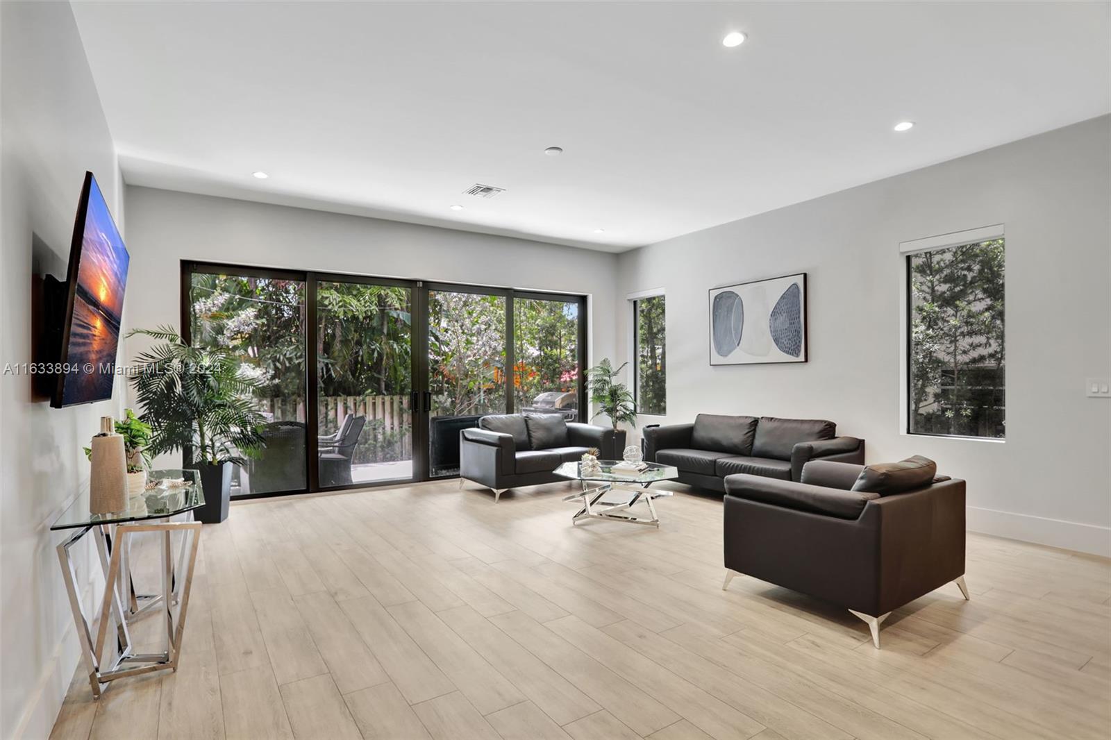 314 NE 15th Ave