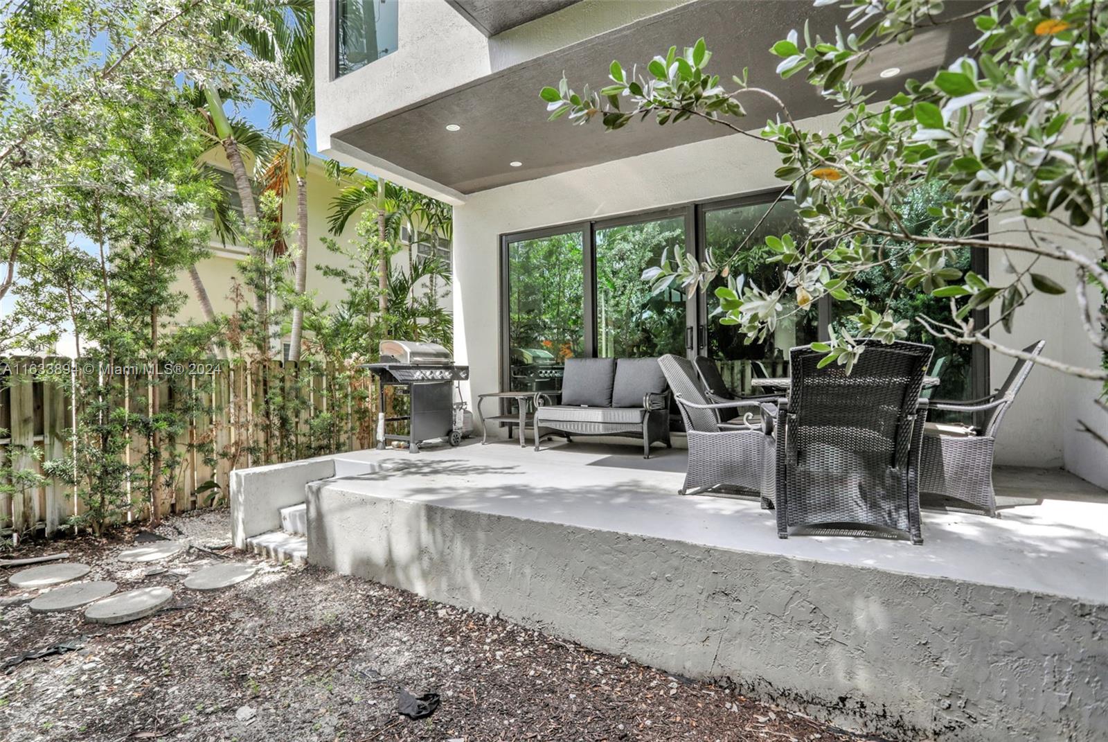 314 NE 15th Ave