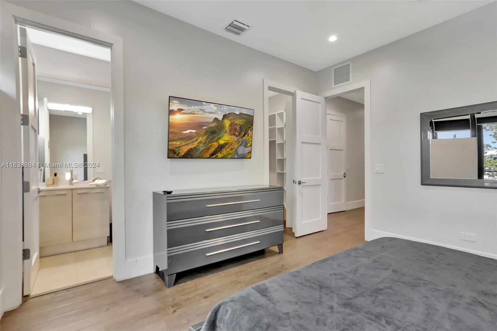 314 NE 15th Ave