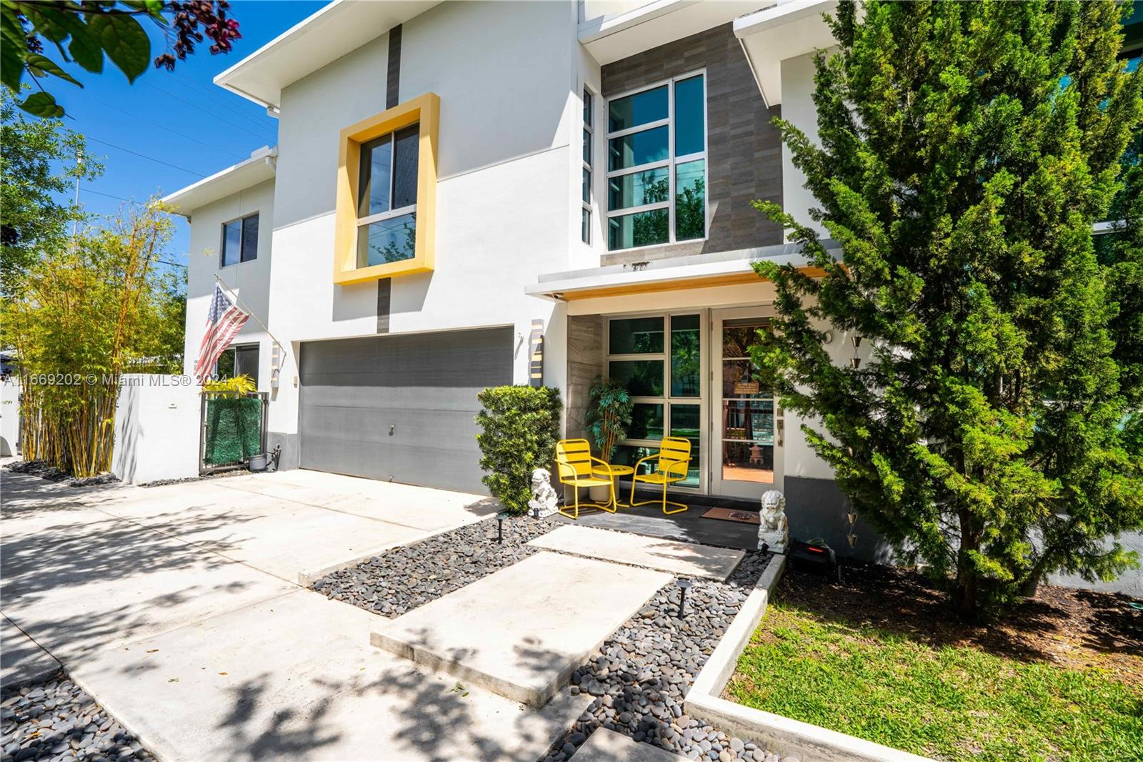 440 NE 17th Ave