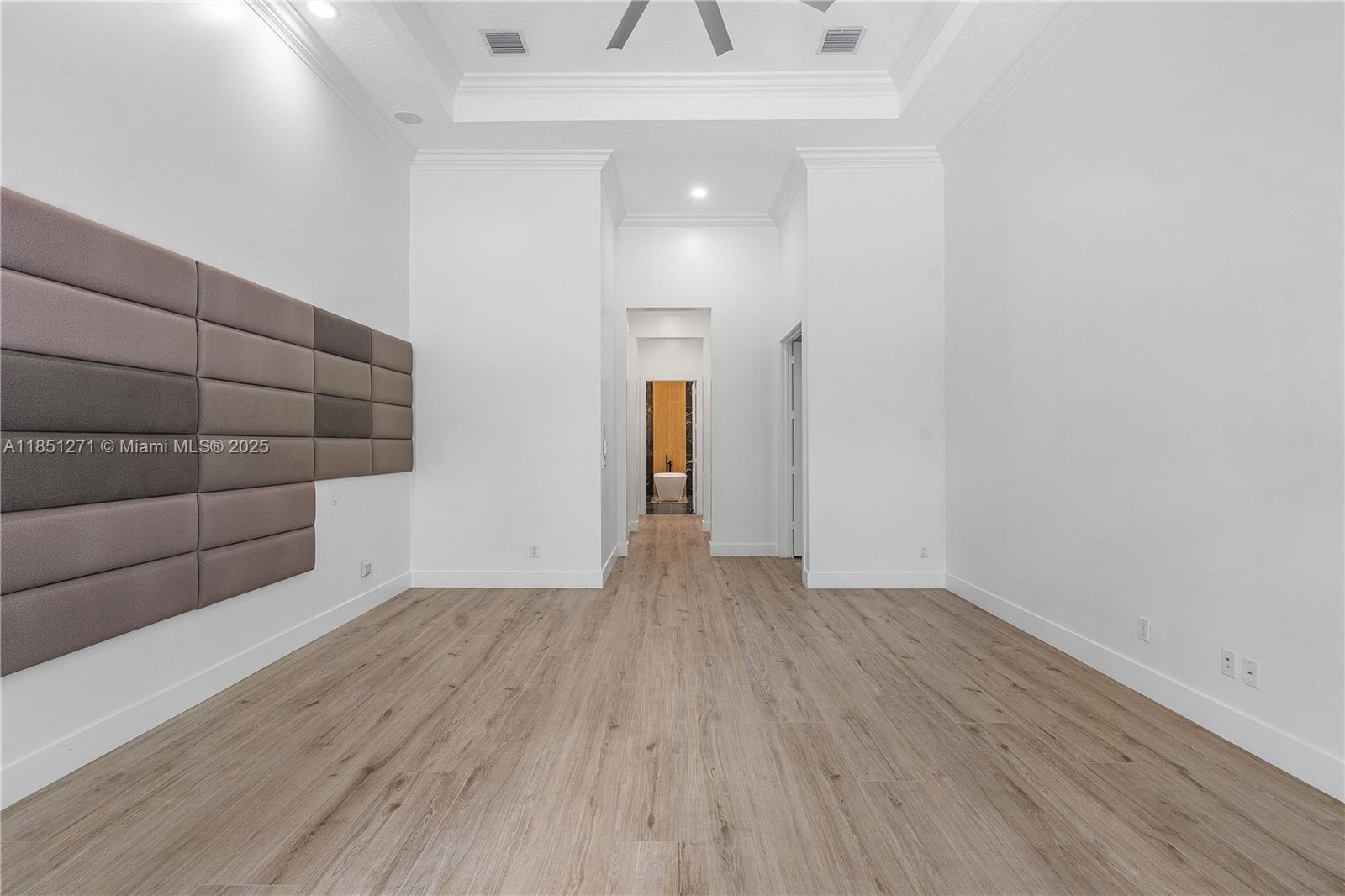 11098 Canary Island Ct