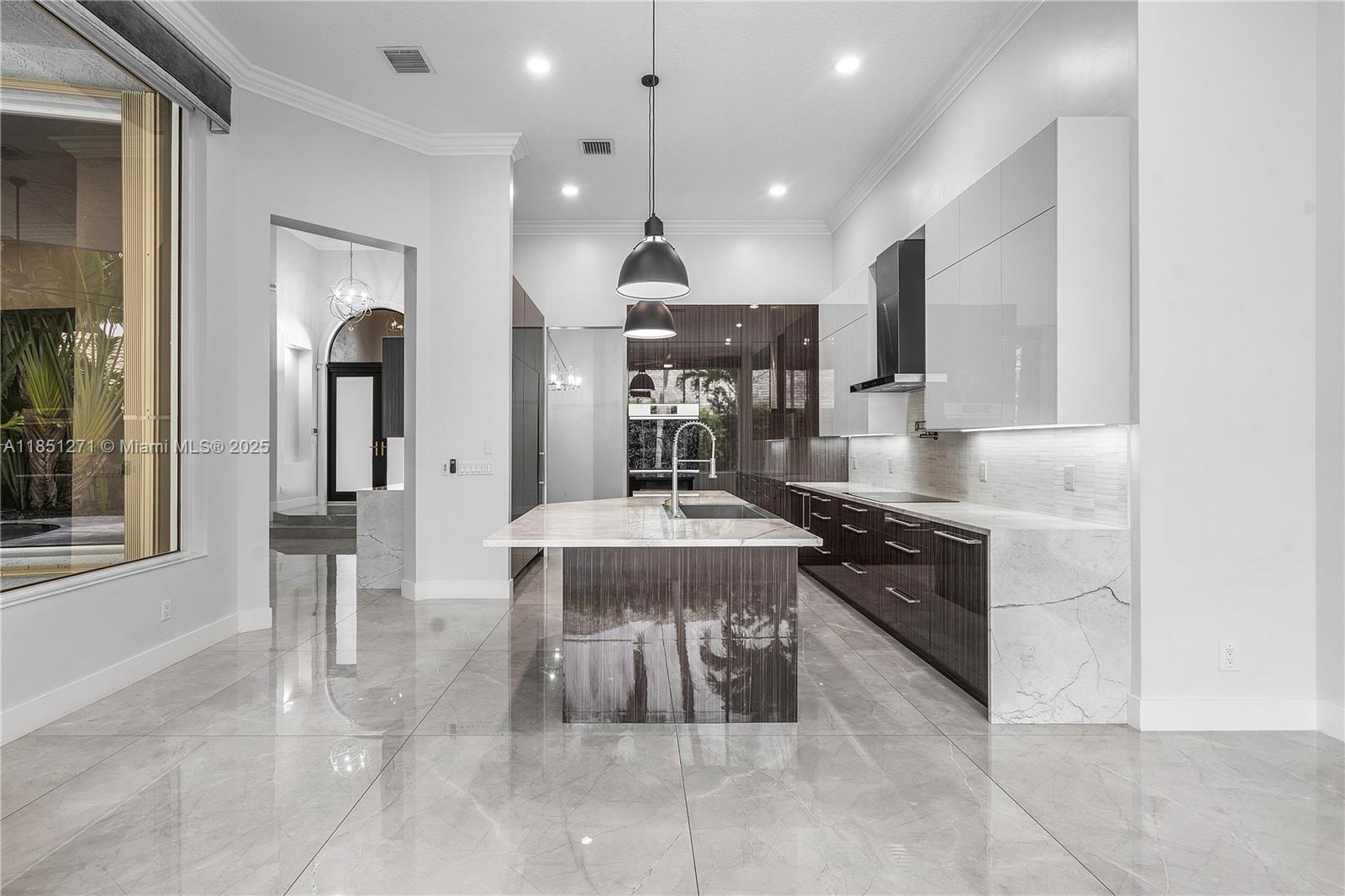11098 Canary Island Ct