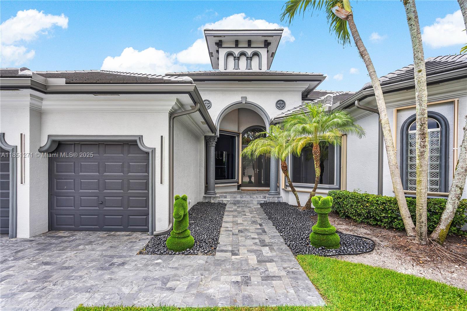 11098 Canary Island Ct